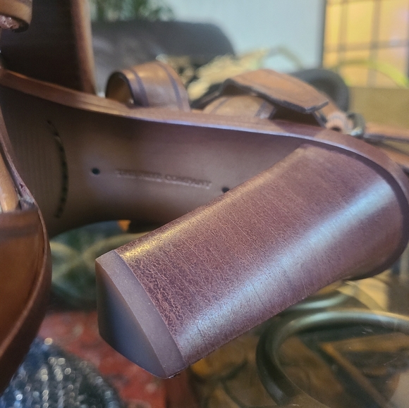 Frye Sonia Y Strap Gladiator Heels - Picture 5 of 7